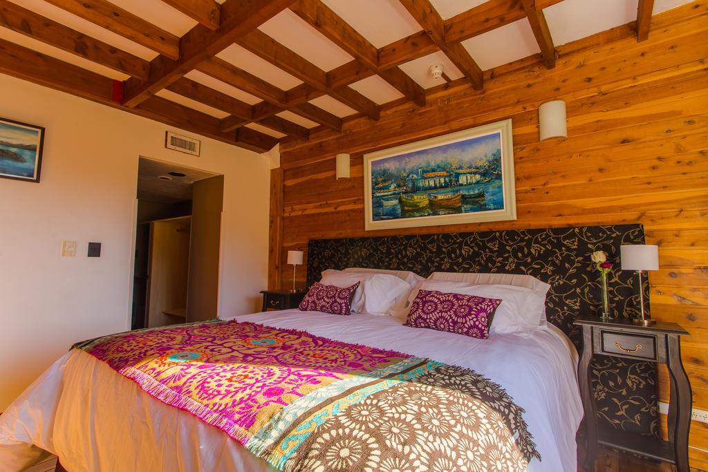 Faraway Hotel Villa La Angostura Exterior photo